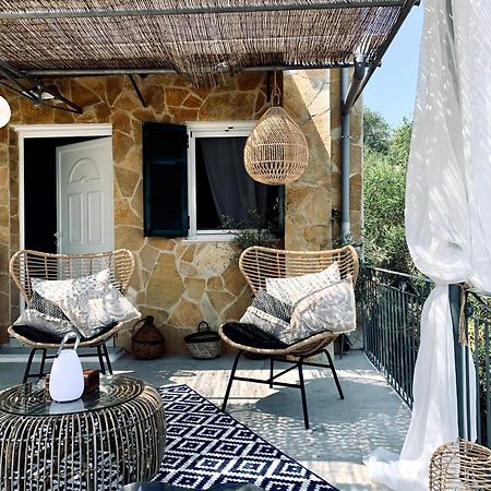 Villa Aspros - Traditionell, Ruhig Und Strandnah Льяпадес Екстер'єр фото